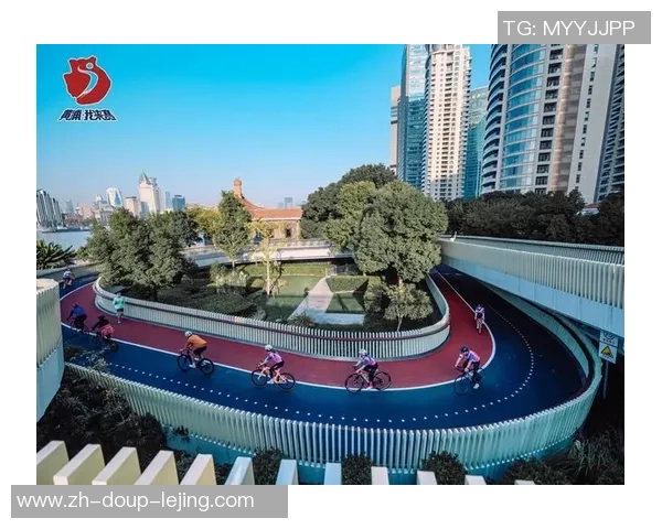 数百名骑行爱好者齐聚浦东滨江,上海城市业余联赛环外滩慈悲自行车赛举办 数百名骑行爱好者齐聚浦东滨江,上海城市业余联赛环外滩慈悲自行车赛举办